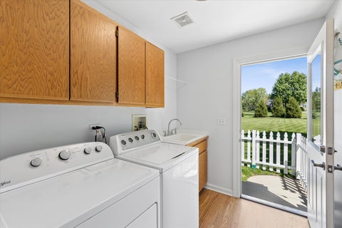 Tiny photo for 36W793 Red Gate Court, St. Charles, IL 60175 (MLS # 12649017)