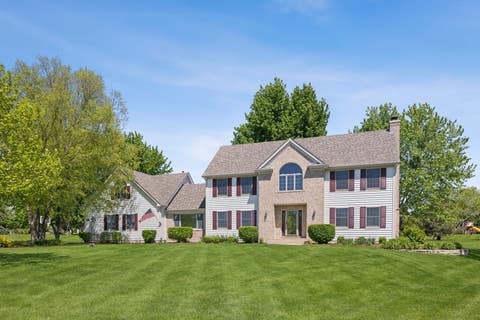 Photo of 36W793 Red Gate Court, St. Charles, IL 60175 (MLS # 12649017)
