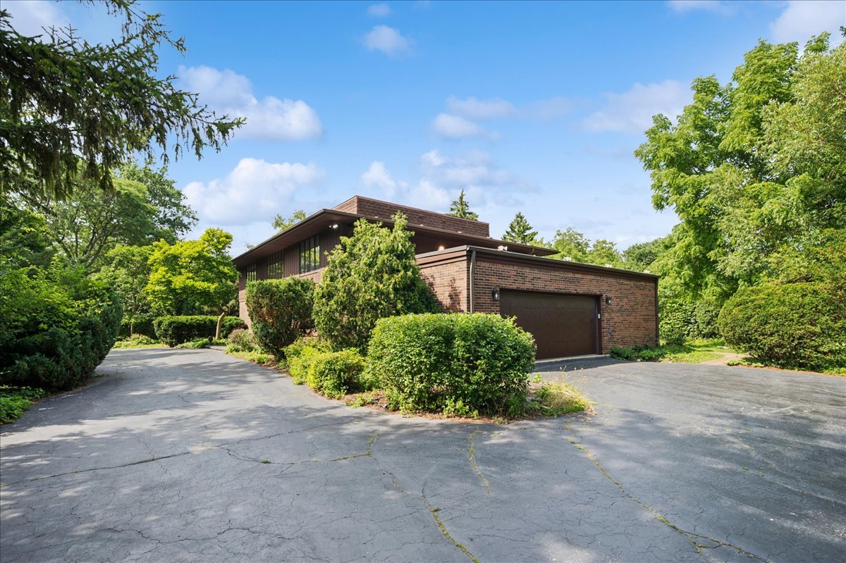 201 ASPEN Lane