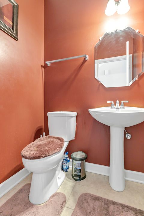 Tiny photo for 2124 Amelia Lane, Hoffman Estates, IL 60192 (MLS # 12604660)