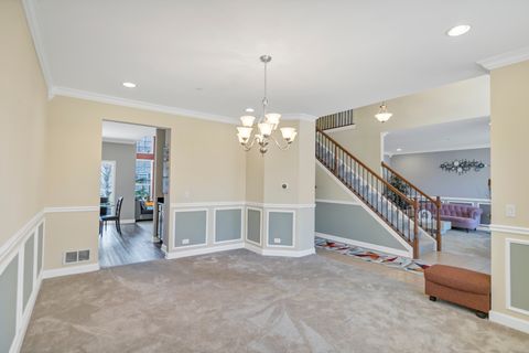 Tiny photo for 2124 Amelia Lane, Hoffman Estates, IL 60192 (MLS # 12604660)