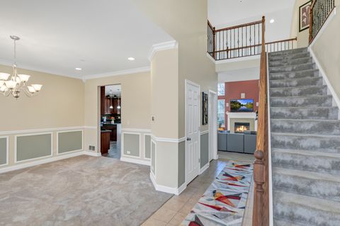 Tiny photo for 2124 Amelia Lane, Hoffman Estates, IL 60192 (MLS # 12604660)