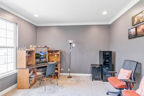 Tiny photo for 2124 Amelia Lane, Hoffman Estates, IL 60192 (MLS # 12604660)