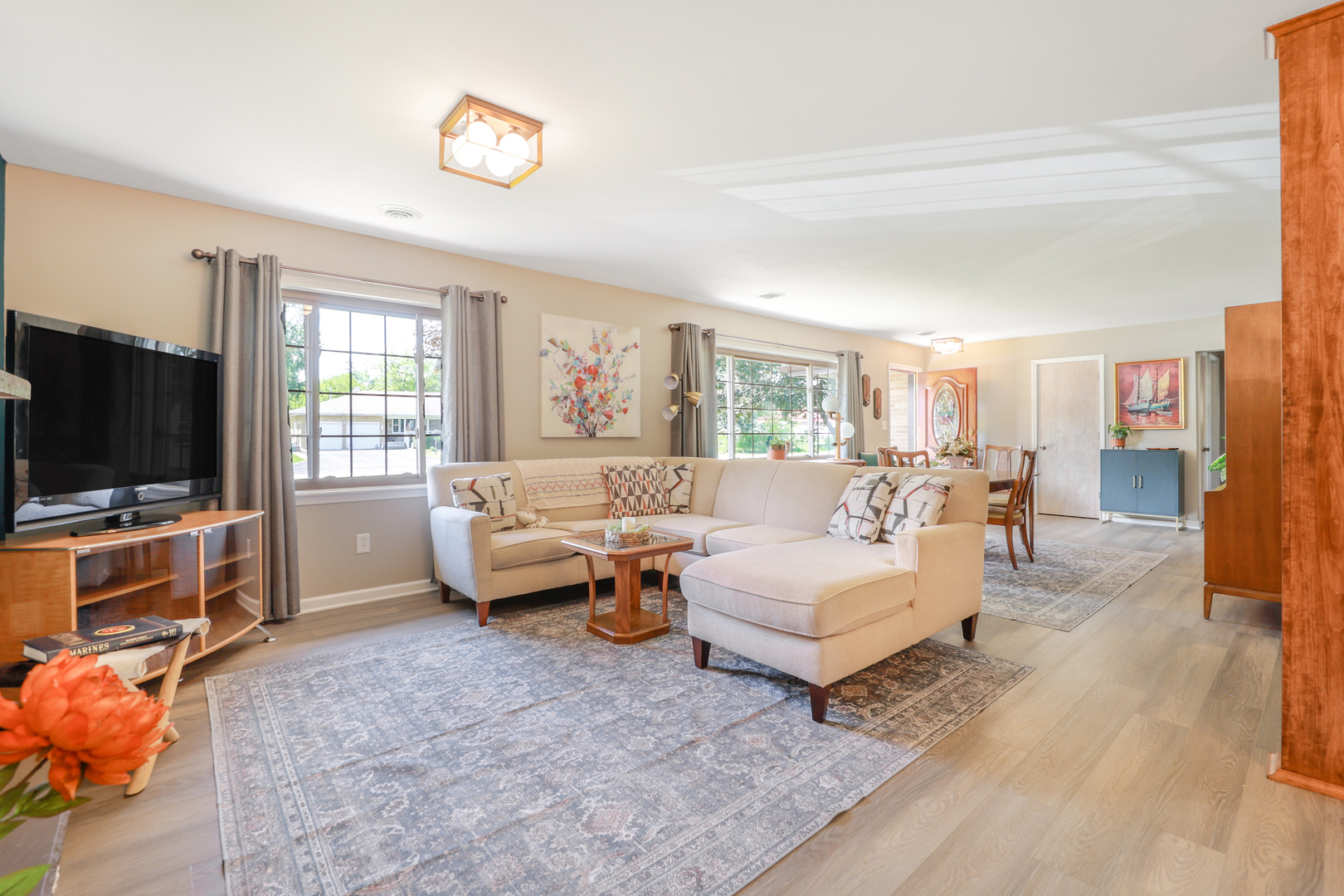480 W Kennedy Road