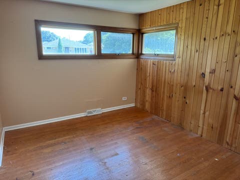 Tiny photo for 48 Rosemont Avenue, Roselle, IL 60172 (MLS # 12720582)