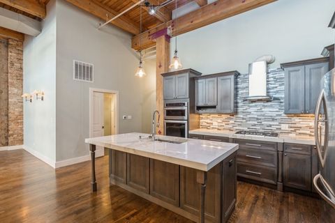Tiny photo for 1727 S Indiana Avenue #105, Chicago, IL 60616 (MLS # 12599201)