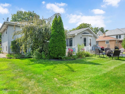 Tiny photo for 4733 S Pershing Avenue, Downers Grove, IL 60515 (MLS # 12703527)