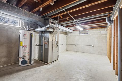 Tiny photo for 16914 Parkside Avenue, South Holland, IL 60473 (MLS # 12560534)