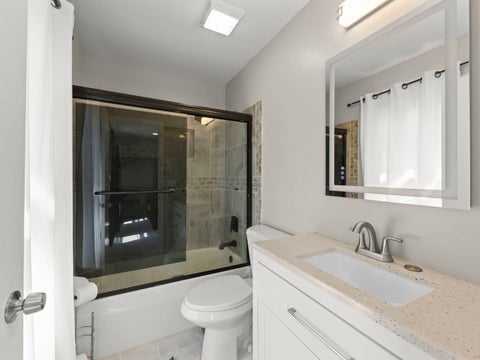Tiny photo for 972 Westgate Drive, Aurora, IL 60506 (MLS # 12769619)
