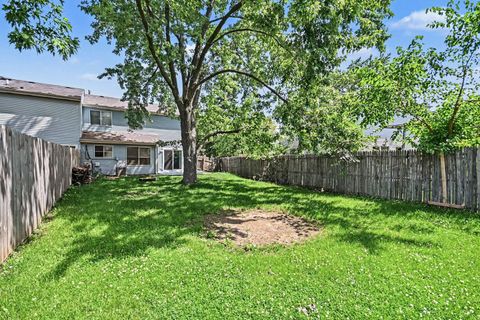 Tiny photo for 43 Stonefield Drive, Glendale Heights, IL 60139 (MLS # 12694246)