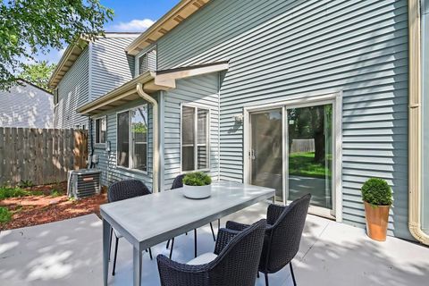 Tiny photo for 43 Stonefield Drive, Glendale Heights, IL 60139 (MLS # 12694246)