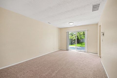 Tiny photo for 43 Stonefield Drive, Glendale Heights, IL 60139 (MLS # 12694246)