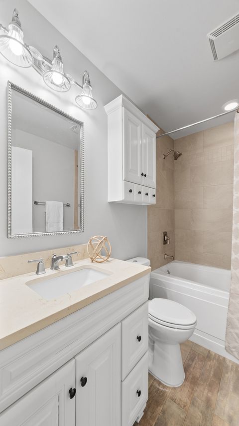 Tiny photo for 1040 W Adams Street #333, Chicago, IL 60607 (MLS # 12603056)