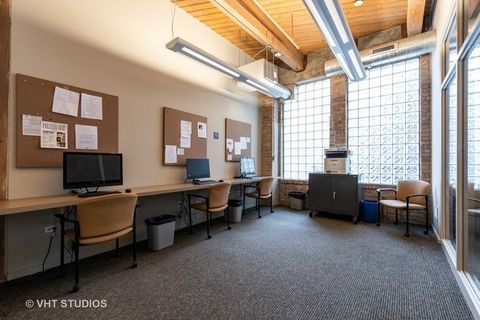 Tiny photo for 1040 W Adams Street #333, Chicago, IL 60607 (MLS # 12603056)
