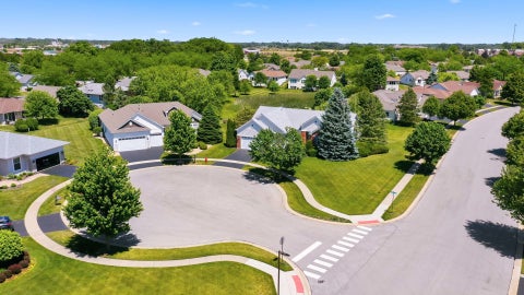 Tiny photo for 12706 SYCAMORE Court, Huntley, IL 60142 (MLS # 12661889)