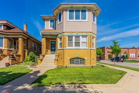 Photo of 2901 N 76th Court, Elmwood Park, IL 60707 (MLS # 12687475)