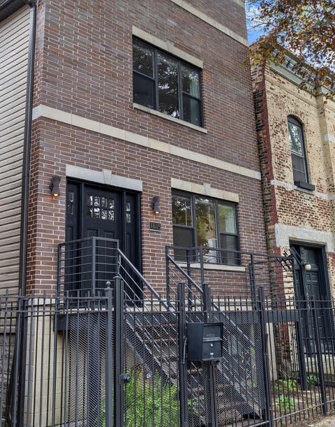 Photo of 1615 W Ohio Street, Chicago, IL 60622 (MLS # 12637376)