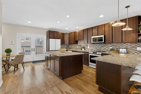 Tiny photo for 1615 W Ohio Street, Chicago, IL 60622 (MLS # 12637376)