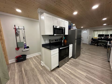 Tiny photo for 105 N Epperson Drive, Mcleansboro, IL 62859 (MLS # 12581471)