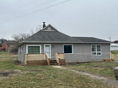 Tiny photo for 105 N Epperson Drive, Mcleansboro, IL 62859 (MLS # 12581471)