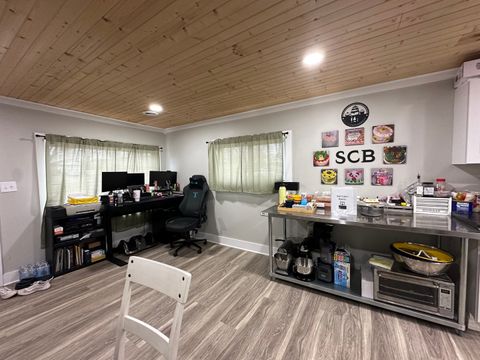 Tiny photo for 105 N Epperson Drive, Mcleansboro, IL 62859 (MLS # 12581471)