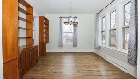 Tiny photo for 407 W Emerson Street, Bloomington, IL 61701 (MLS # 12572101)