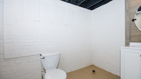 Tiny photo for 407 W Emerson Street, Bloomington, IL 61701 (MLS # 12572101)