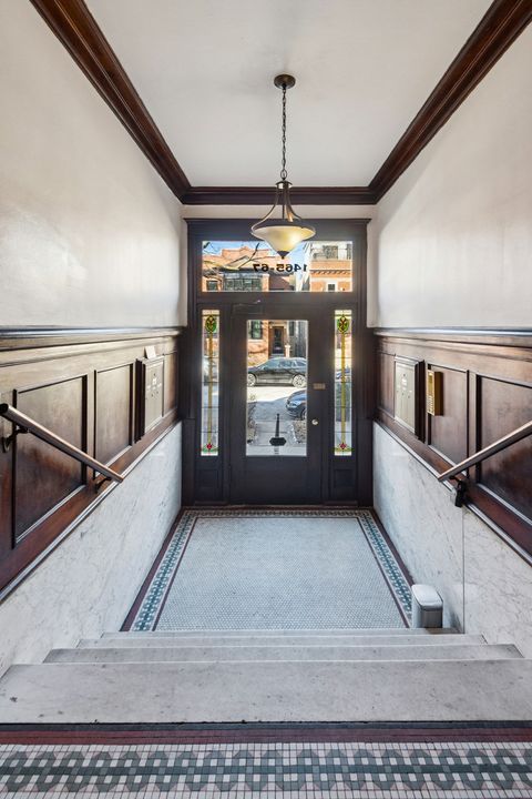 Tiny photo for 1467 W Catalpa Avenue #2W, Chicago, IL 60640 (MLS # 12595490)