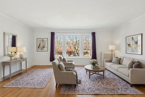 Tiny photo for 1467 W Catalpa Avenue #2W, Chicago, IL 60640 (MLS # 12595490)