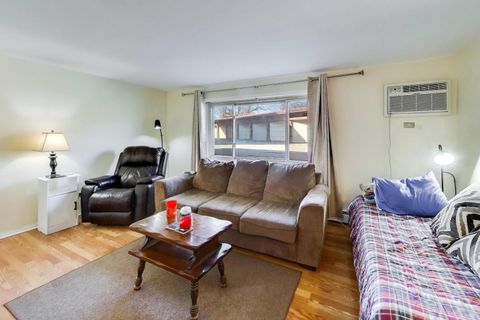 Tiny photo for 7410 W 111th Street #310, Worth, IL 60482 (MLS # 12578149)