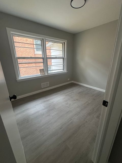 Tiny photo for 9800 S 51st Avenue, Oak Lawn, IL 60453 (MLS # 12590285)