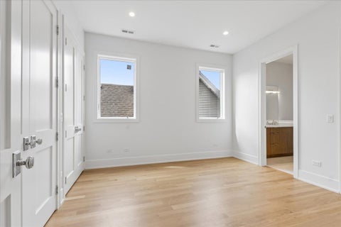 Tiny photo for 3820 N Damen Avenue #2, Chicago, IL 60618 (MLS # 12709895)