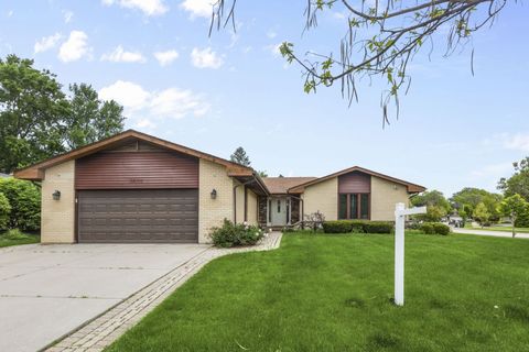 2653 N Bradford Drive, Arlington Heights, IL 60004 - #: 12649532