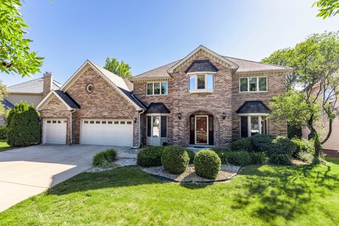 Photo of 904 W BAILEY Road, Naperville, IL 60565 (MLS # 12667662)