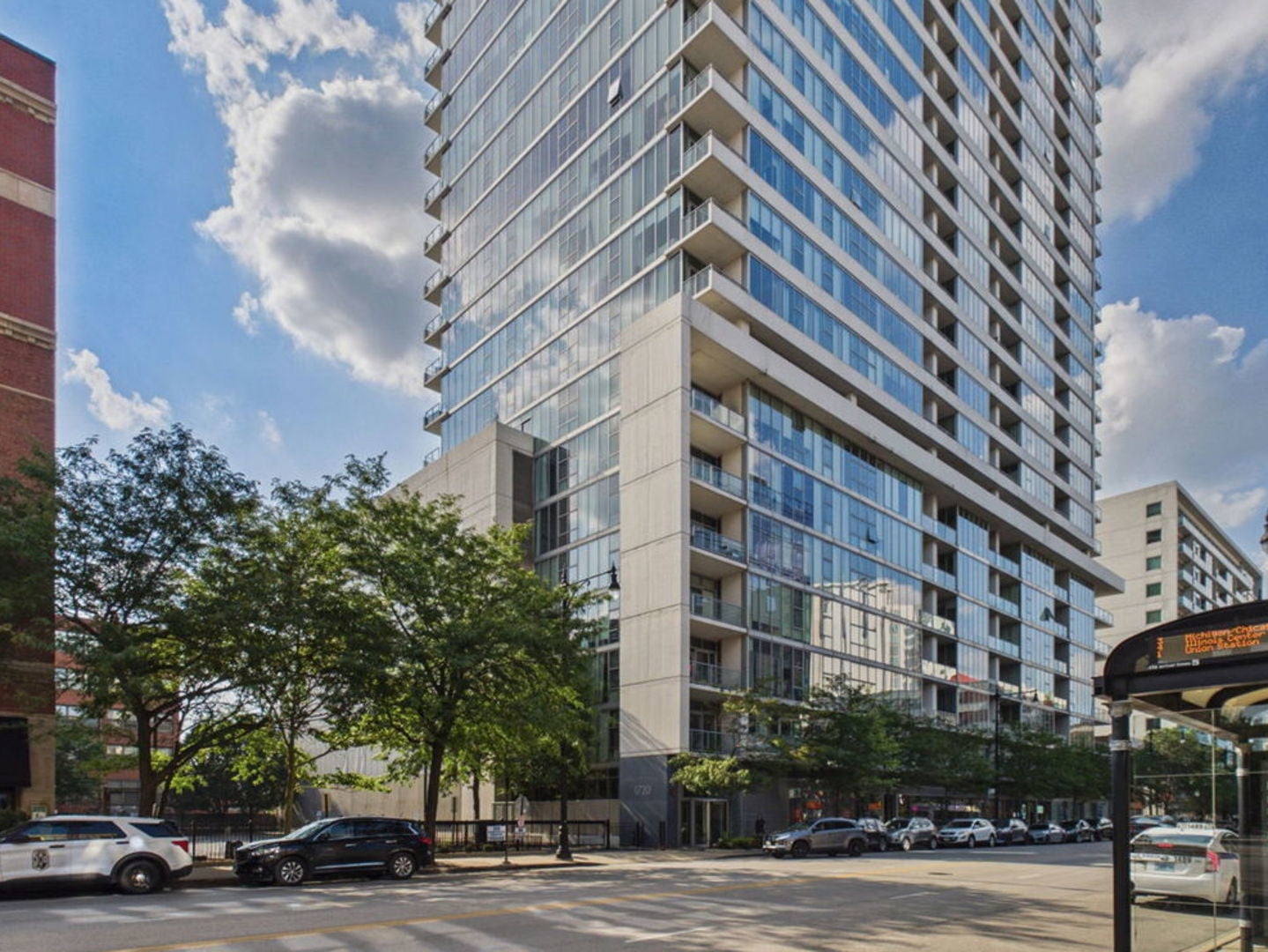 1720 S Michigan Avenue 704