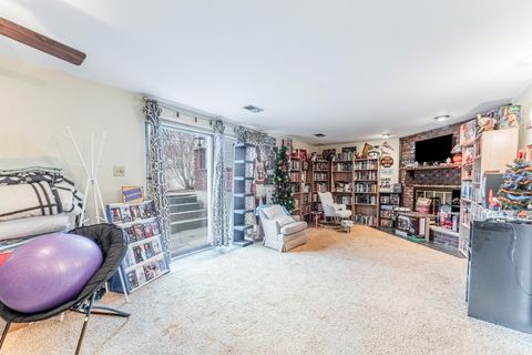 Tiny photo for 10908 S Kilbourn Avenue, Oak Lawn, IL 60453 (MLS # 12601851)