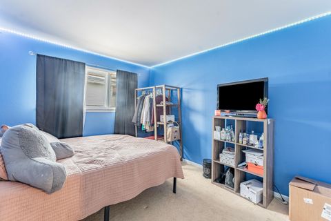 Tiny photo for 10908 S Kilbourn Avenue, Oak Lawn, IL 60453 (MLS # 12601851)