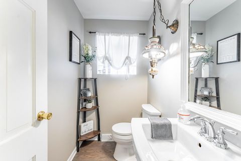 Tiny photo for 10908 S Kilbourn Avenue, Oak Lawn, IL 60453 (MLS # 12601851)