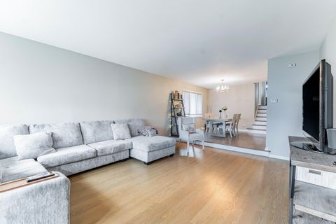 Tiny photo for 10908 S Kilbourn Avenue, Oak Lawn, IL 60453 (MLS # 12601851)