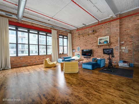 Tiny photo for 1617 S Michigan Avenue #312, Chicago, IL 60616 (MLS # 12652529)