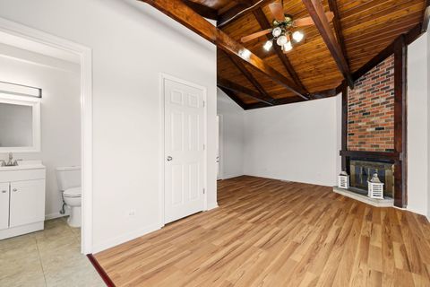 Tiny photo for 1432 Mitchell Trail, Elk Grove Village, IL 60007 (MLS # 12554023)