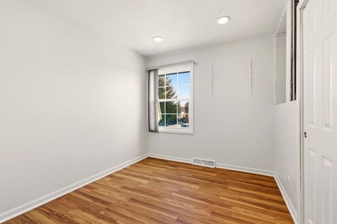 Tiny photo for 1432 Mitchell Trail, Elk Grove Village, IL 60007 (MLS # 12554023)