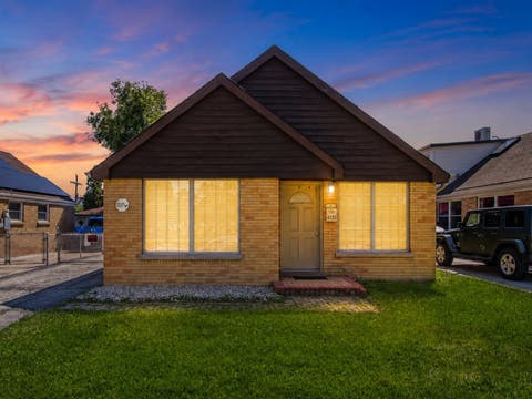 Photo of 4125 Ruby Street, Schiller Park, IL 60176 (MLS # 12721056)
