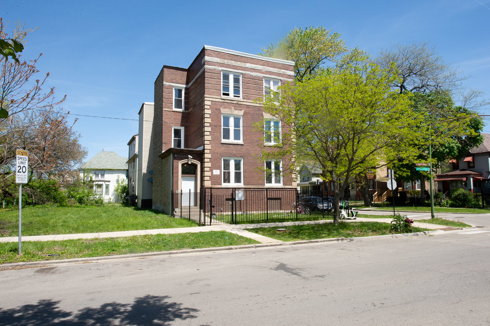 5400 W Fulton Street