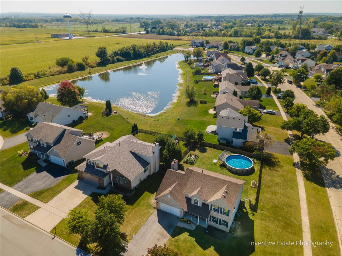 26201 W Winding Oak Court