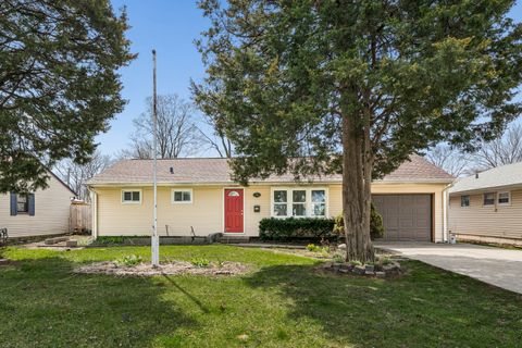 Tiny photo for 191 Ashland Avenue, Des Plaines, IL 60016 (MLS # 12558454)