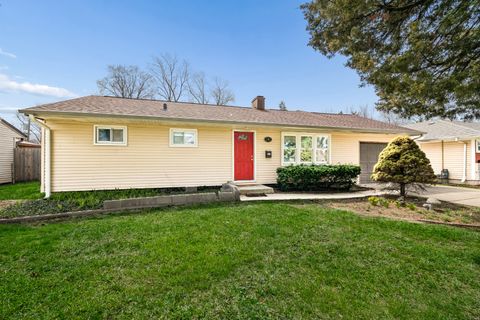 Photo of 191 Ashland Avenue, Des Plaines, IL 60016 (MLS # 12558454)