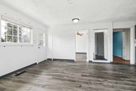 Tiny photo for 191 Ashland Avenue, Des Plaines, IL 60016 (MLS # 12558454)