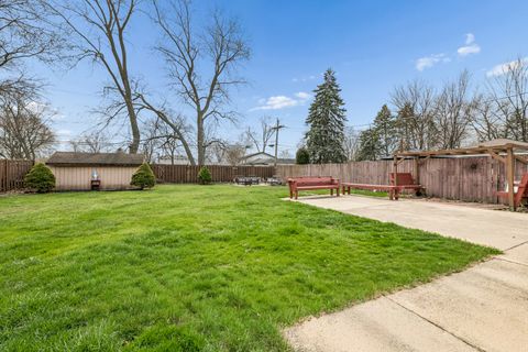 Tiny photo for 191 Ashland Avenue, Des Plaines, IL 60016 (MLS # 12558454)