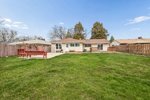 Tiny photo for 191 Ashland Avenue, Des Plaines, IL 60016 (MLS # 12558454)